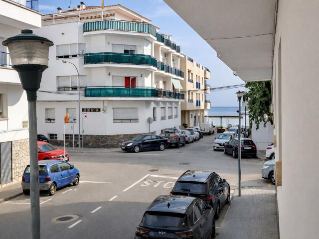 APARTAMENT DE LLOGUER AL PORT DE LLANÇÀ