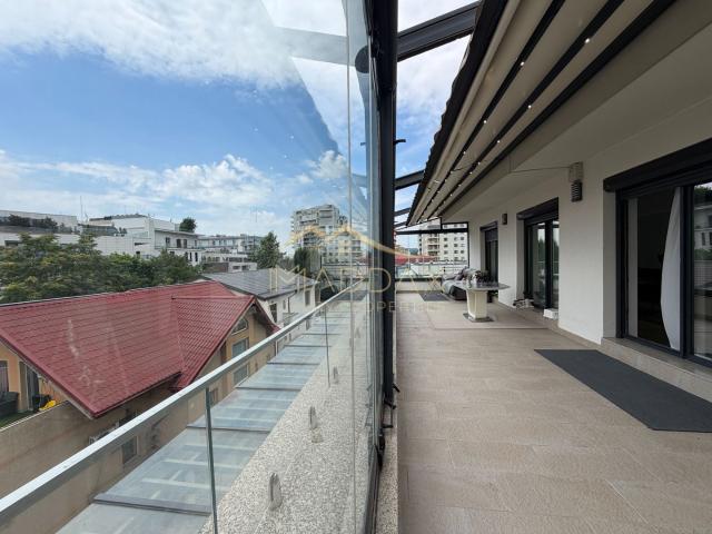 Apartament de tip Duplex 6 camere *250mp* + 2 Garaje / Herastrau