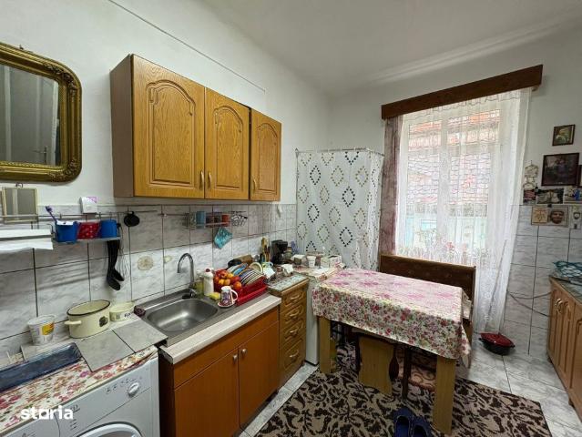 Apartament de vanzare 3 camere | 68 mp | Central