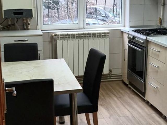 Apartament de vânzare 2 camere decomandate