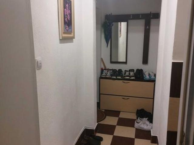 Apartament de vanzare, 2 camere, semidecomandat, M6