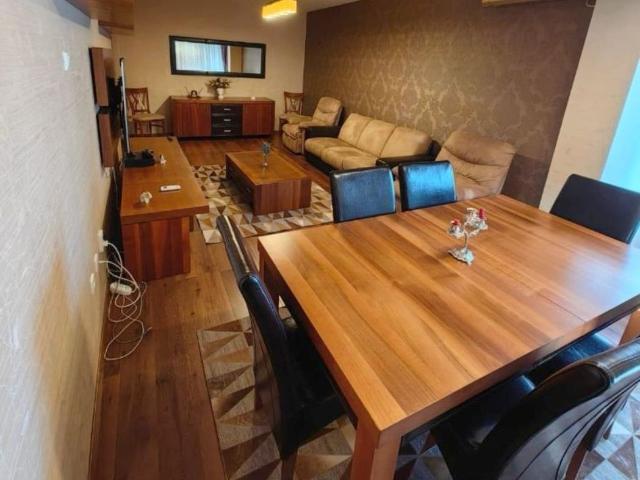 Apartament de vânzare 4 camere, Strada Tecuci, Bloc Vega
