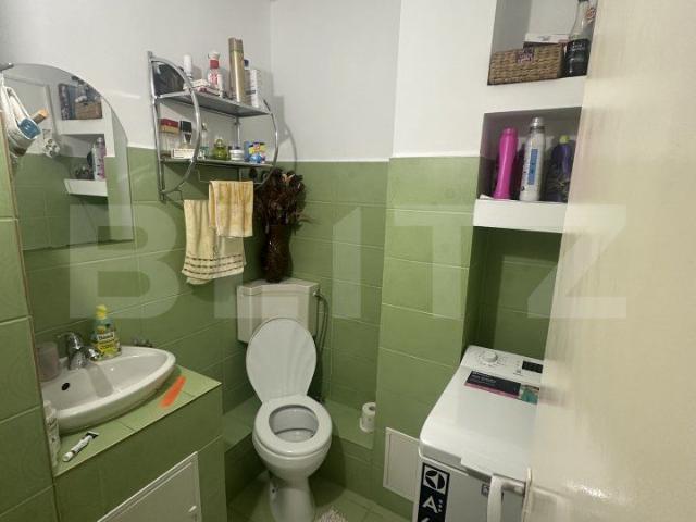 Apartament de vanzare cu 3 camere, 67 mp, zona Micro 16
