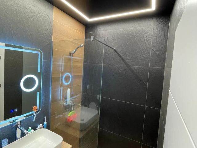 Apartament de vânzare cu 3 camere bl. Central Park