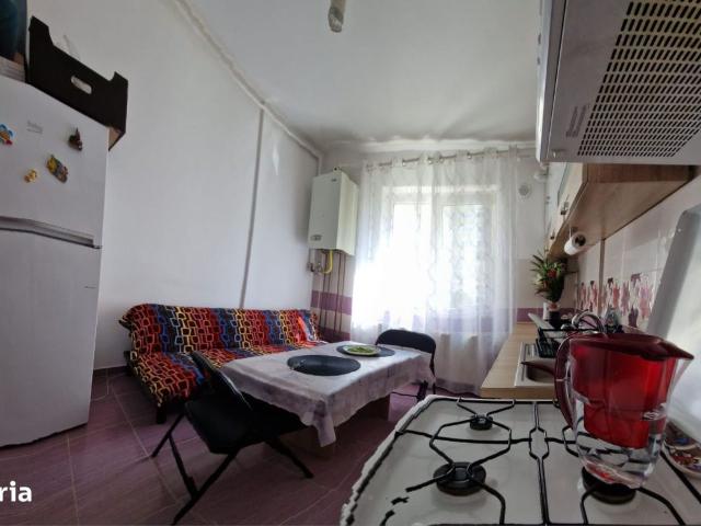 Apartament de vanzare, cu 1 camera, 22 mp, zona Bl. Unirii