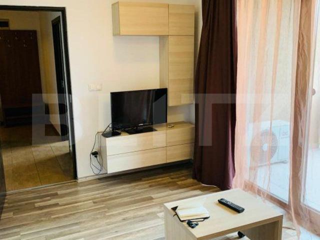 Apartament de vanzare, cu 2 camere, 59 mp, zona Cuza Voda