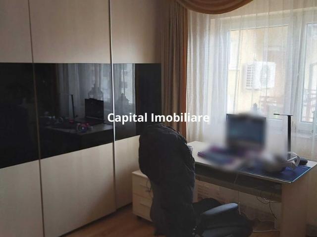 Apartament de vânzare, Decomandat, Etaj 4, 2 Camere, 65 mp, Satu Mare