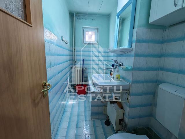 Apartament de vanzare, etaj 3, zona Circumvalatiunii, Timisoara