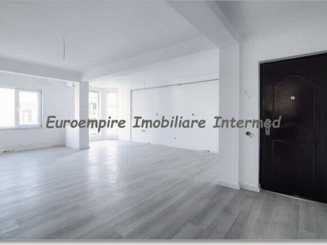 Apartament de vanzare in Constanta, Mamaia 2 camere, 50 mp