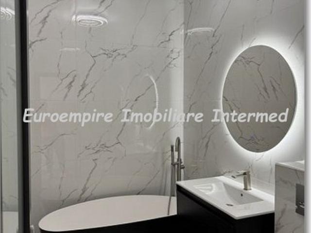 Apartament de vanzare in Constanta, Mamaia 2 camere, 80 mp