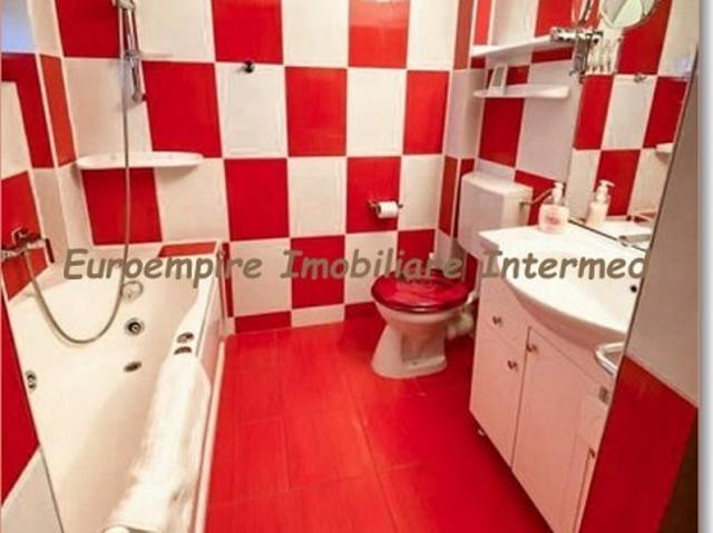 Apartament de vanzare in Constanta, Mamaia 3 camere, 90 mp