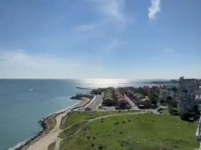 Apartament de vanzare in Constanta, Faleza Nord 5 camere, 323 mp