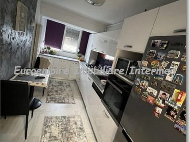 Apartament de vanzare in Constanta, Icil 3 camere, 67 mp