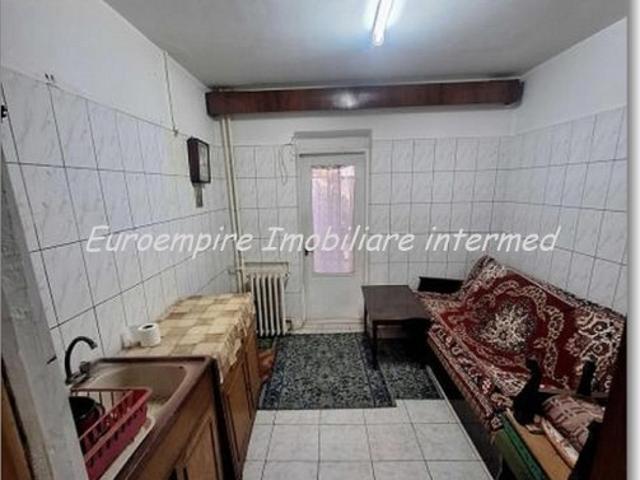Apartament de vanzare in Constanta, Inel II 3 camere, 60 mp