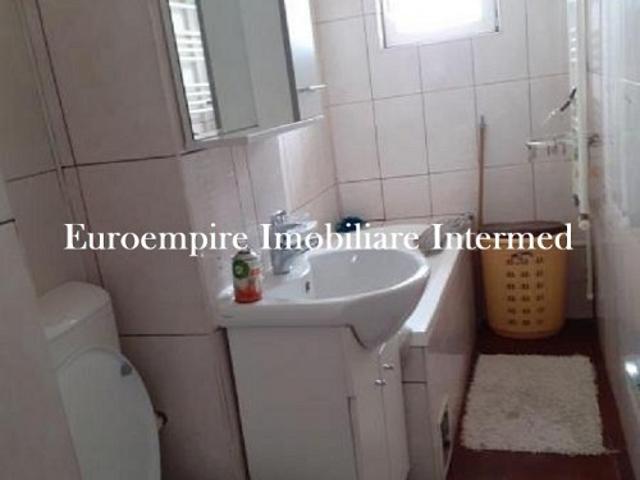 Apartament de vanzare in Constanta, Km 4 5 2 camere, 45 mp