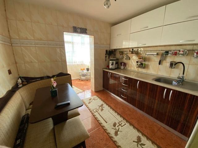 Apartament de vanzare in Galati, I. C. Frimu 3 camere, 78 mp