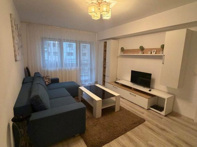Apartament de 2 camere cu balcon și lift