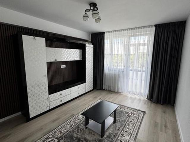 Apartament de 2 camere de inchiriat Centru