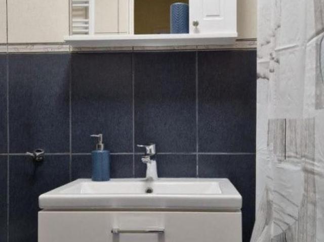 Apartament de 2 camere, decomandat, balcon, AC, zona Dristor Rond Baba Novac