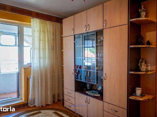 Apartament de 2 camere, decomandat, Select 4
