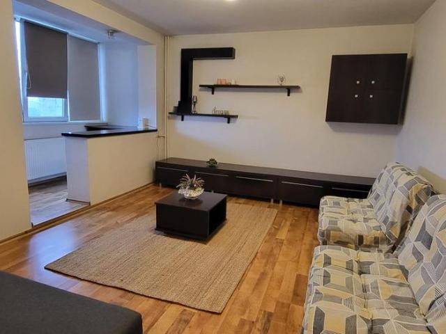 Apartament de 2 camere in zona Dristor
