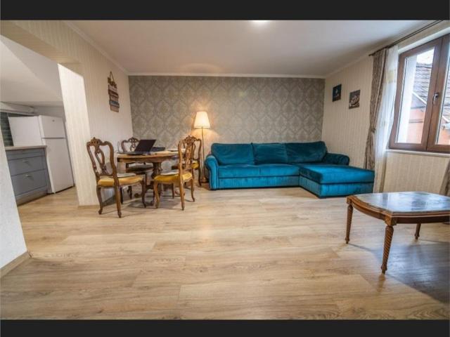 Apartament de 2 camere la casa in zona Schei