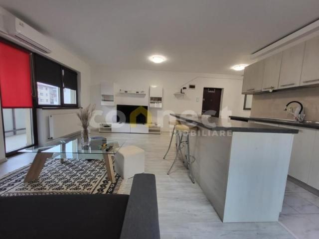 Apartament de 2 camere, semidecomandat