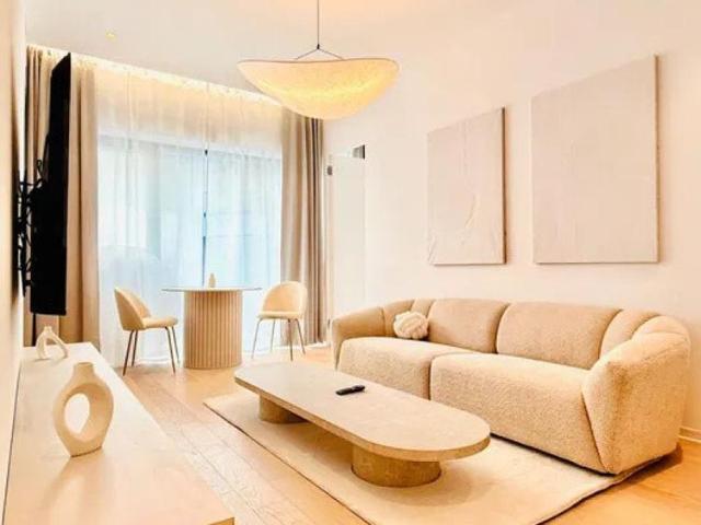 Apartament de 2 camere, 51 mp, mobilat premium, centrala, One Lake Club