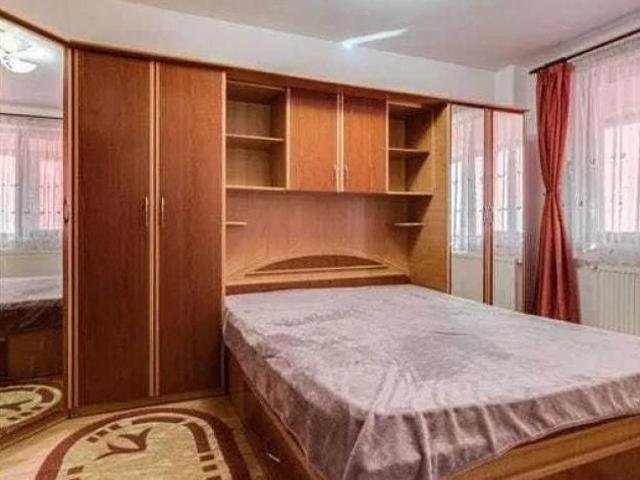 Apartament de 2 camere, 60 mp, la 4 minute de metrou, centrala, Jiului