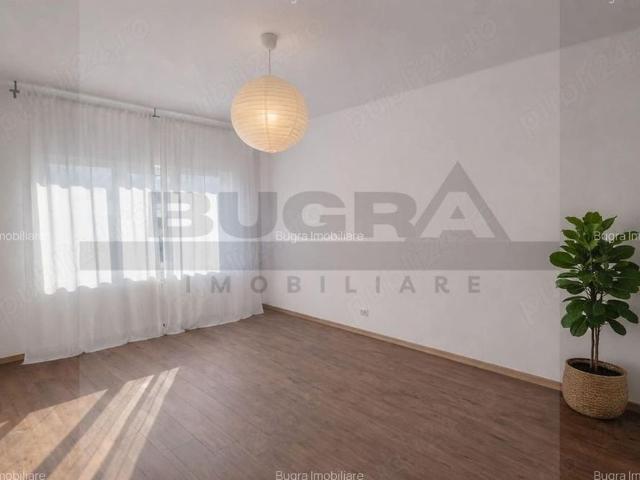 Apartament de 3 camere, modern, prima inchiriere, zona Centrala