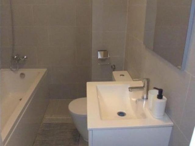 Apartament de 3 camere nou Titan, 2 bai, centrala, langa Parcul Titanii