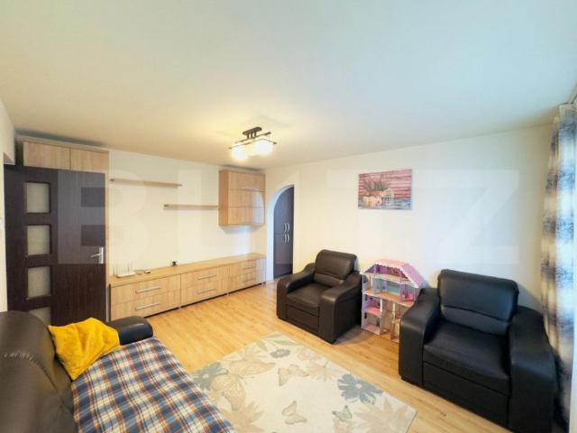 Apartament de 3 camere, etaj 2, zona Orizont