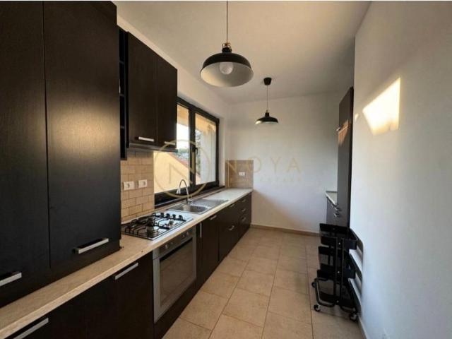 Apartament de 3 camere in zona Iancu Nicolae 2 parcari