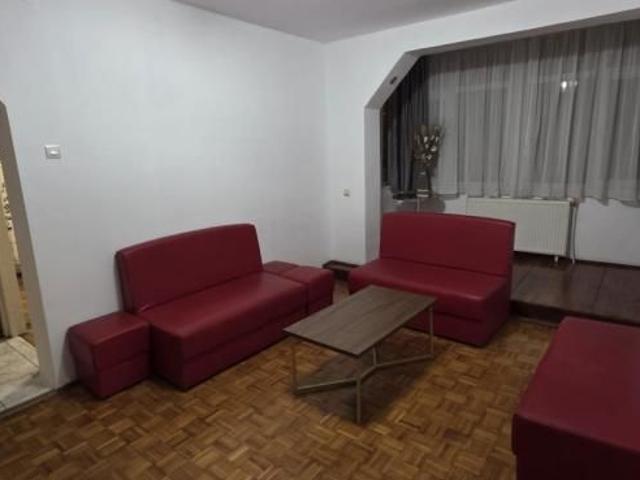 Apartament de 3 camere, 56 mp zona Micro 1
