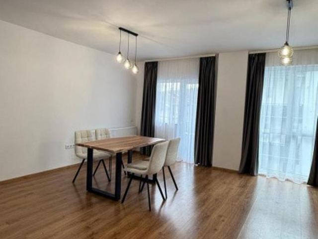 Apartament de 3 camere, 65 mp zona Fagului