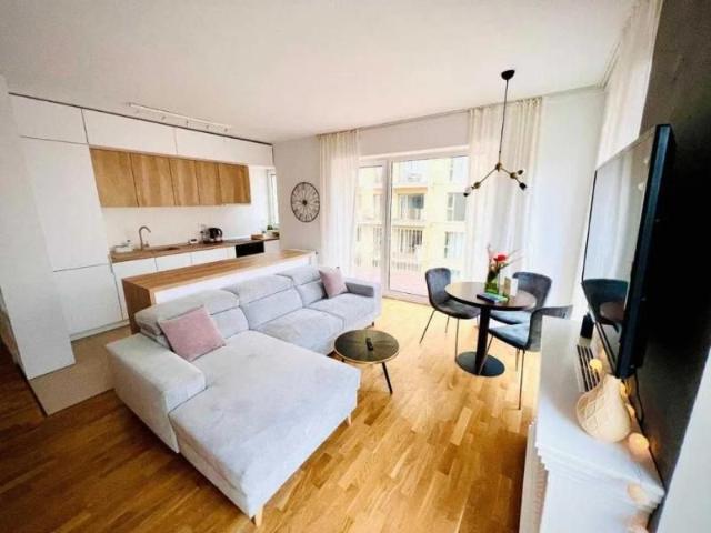 Apartament de 3 camere, 68 mp, parcare inclusa, balcon, 2 bai, Marmura Residence