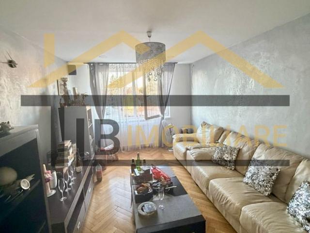 Apartament de 3 camere, 80mp, Zona Poli2