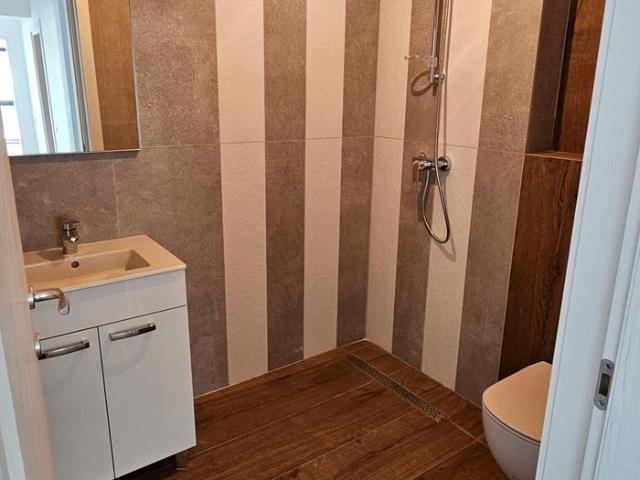 Apartament de 3 camere,82 mp utili,Regnum Residence,Fundeni
