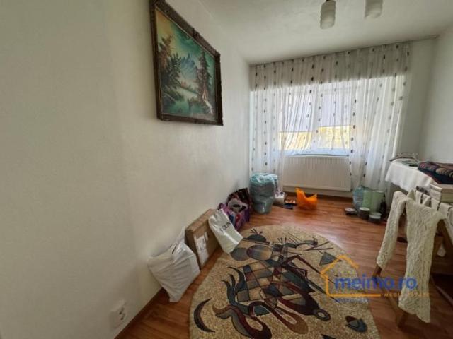 Apartament de 4 camere de inchiriat disponibil acum