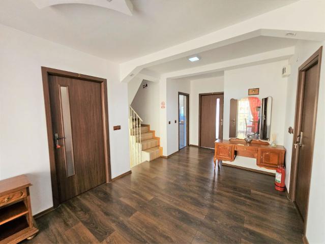 Apartament de 7 camere, 200mp Utili, zona Borhanci
