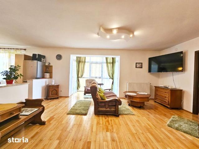 Apartament de 7 camere, 200mp Utili, zona Borhanci