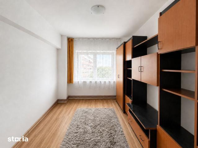 Apartament decomandat 3 camere | 2 bai | parcare inclusa | zona Noua