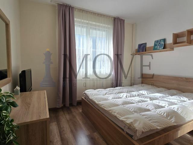 Apartament decomandat cu 2 camere + Loc parcare TINERETULUI – STR TRESTIANA