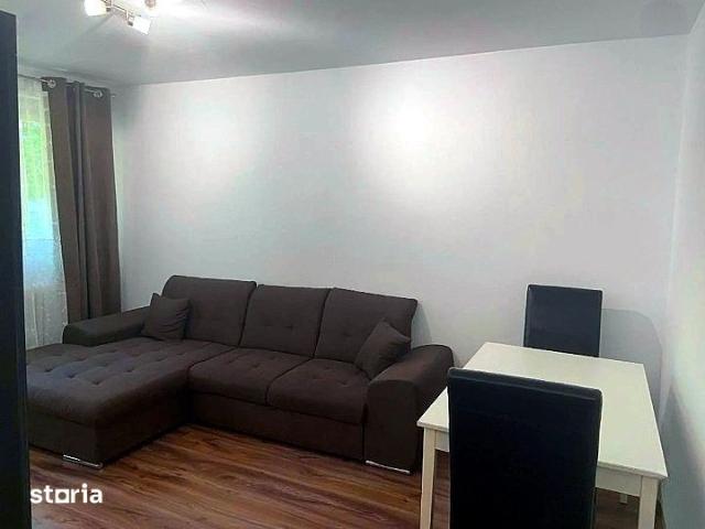 Apartament decomandat cu 2 camere | Zona Favorit | Recent renovat