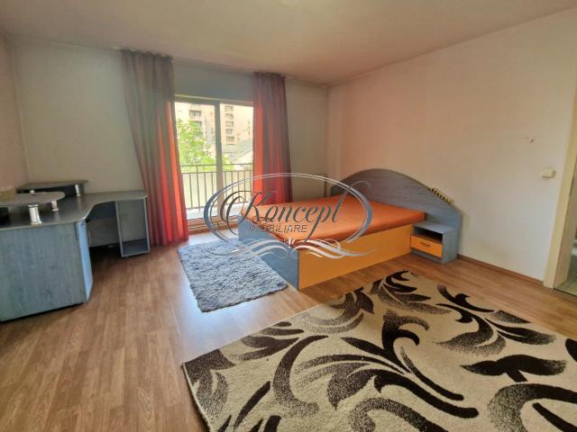 Apartament decomandat cu balcon in cartier Buna Ziua