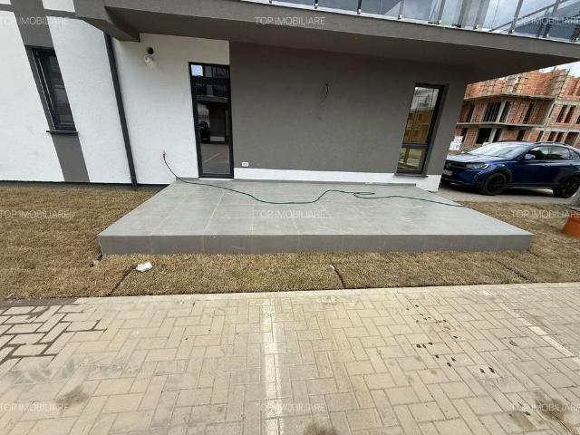 APARTAMENT DECOMANDAT CU TERASA DE 18 MP SI GRADINA