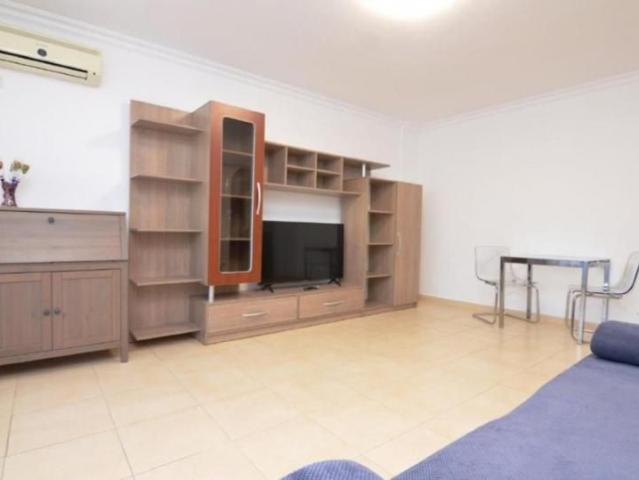 Apartament decomandat de inchiriat cu 2 camere in Unirii