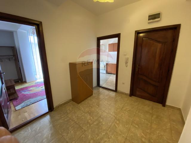 apartament decomandat de inchiriat în zona gara