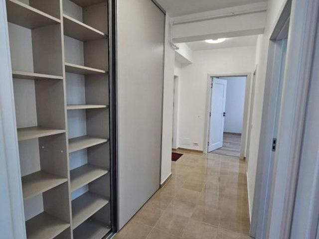 Apartament decomandat in bloc nou, zona Cristian