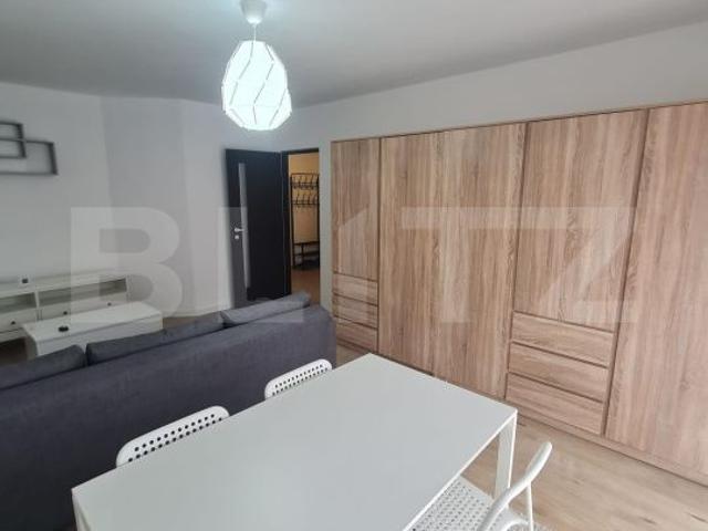 Apartament decomandat, pet friendly, parcare, recent renovat, zona Ter